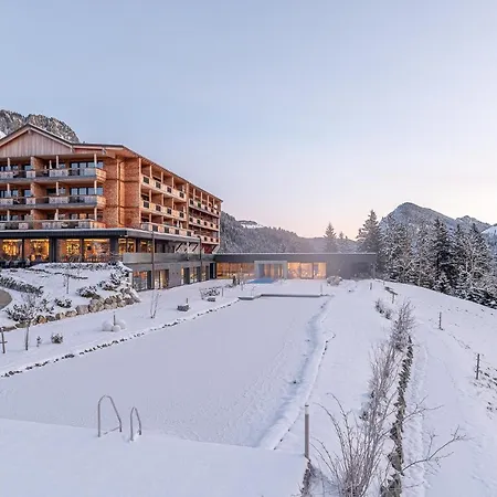 Ruhehotel & Naturresort Rehbach - Adults Only 4* Schattwald