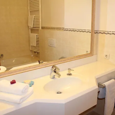 Ruhehotel & Naturresort Rehbach - Adults Only 4* Schattwald
